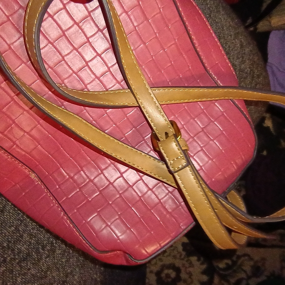 St. John's Bay Pink Croc-Embossed Crossbody Bag - Picture 2 of 10